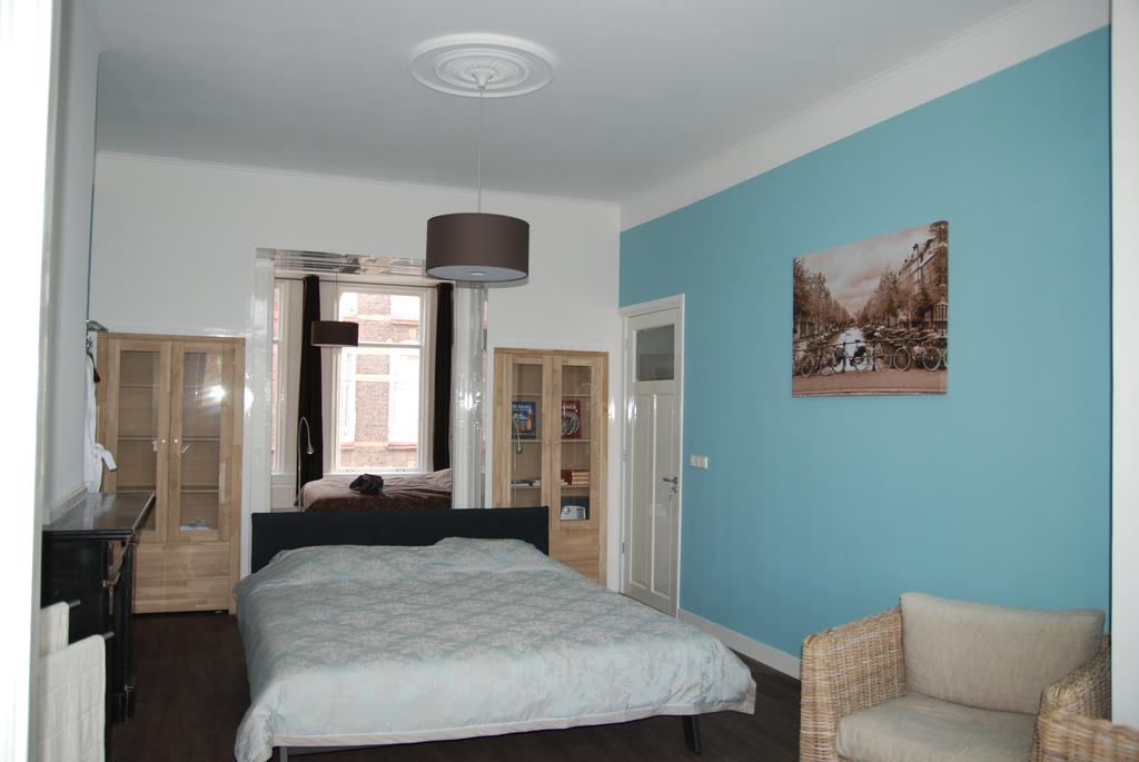 Bed & Breakfast Obrechtstraat La Haye Chambre photo